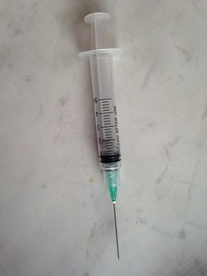 Hospital Hypodermic Clinic Disposable Medical Syringe